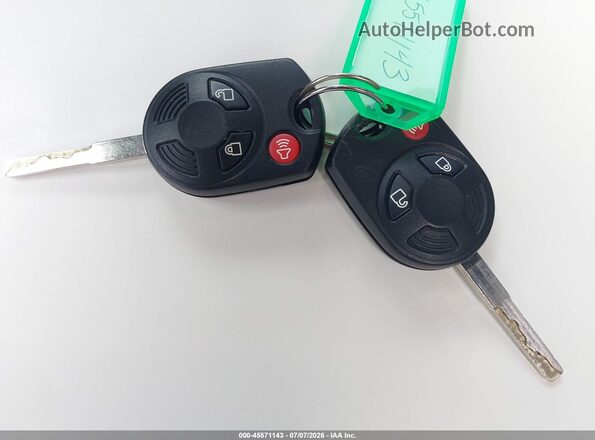 1FMCU9GD2HUE50232 2017 FORD ESCAPE Black Vista del salpicadero