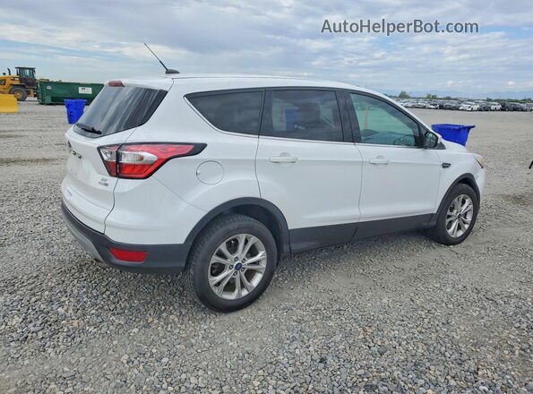 1FMCU9GD2HUE84770 2017 FORD ESCAPE Белый Вид спереди
