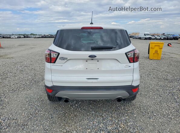 1FMCU9GD2HUE84770 2017 FORD ESCAPE Белый Вид задних сидений