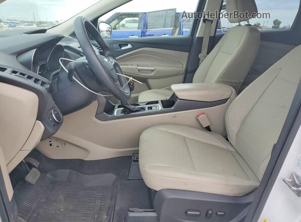 1FMCU9GD2HUE84770 2017 FORD ESCAPE Белый Вид подкапотного пространства