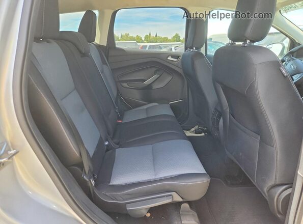 1FMCU9GD2JUA10761 2018 FORD ESCAPE Silver Սալոնի հետևի տեսք
