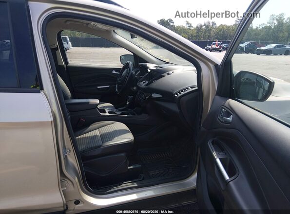 1FMCU9GD2JUA96234 2018 FORD ESCAPE Gold Vista interior delantera