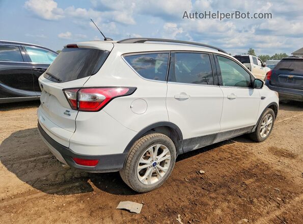 1FMCU9GD2JUB23867 2018 FORD ESCAPE White Rear right
