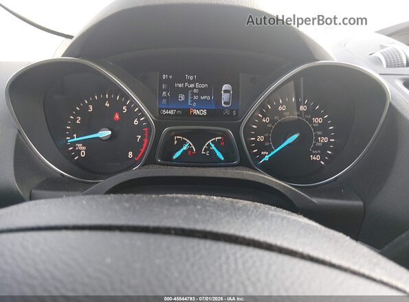 1FMCU9GD2JUD08596 2018 FORD ESCAPE Silver Widok tylnych siedzeń