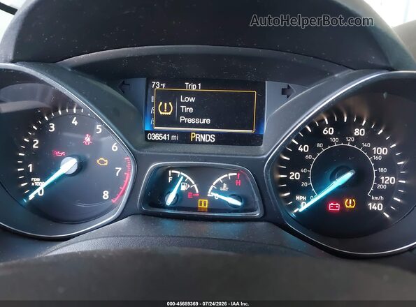 1FMCU9GD2JUD08663 2018 FORD ESCAPE Silver Вид задніх сидінь