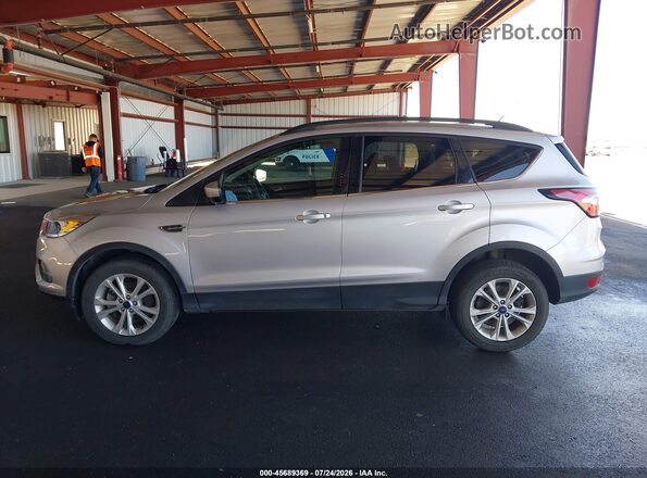 1FMCU9GD2JUD08663 2018 FORD ESCAPE Silver Панорамний вид салону 360°