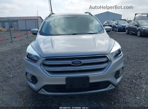 1FMCU9GD2JUD08825 2018 FORD ESCAPE Silver ხელსაწყოთა პანელის ხედი