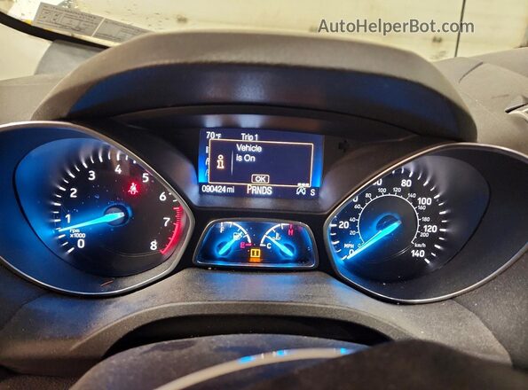 1FMCU9GD2KUB10358 2019 FORD ESCAPE White Widok zestawu wskaźników