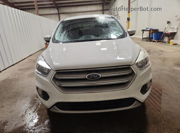 1FMCU9GD2KUB10358 2019 FORD ESCAPE White Widok wnętrza 360 stopni