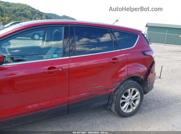 1FMCU9GD3HUD06415 2017 FORD ESCAPE Красный Вид спереди