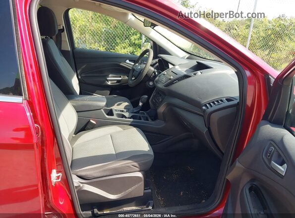 1FMCU9GD3HUD06415 2017 FORD ESCAPE Красный Вид салона спереди