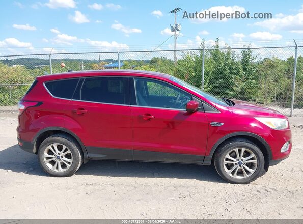 1FMCU9GD3HUD06415 2017 FORD ESCAPE Красный Вид задней части салона