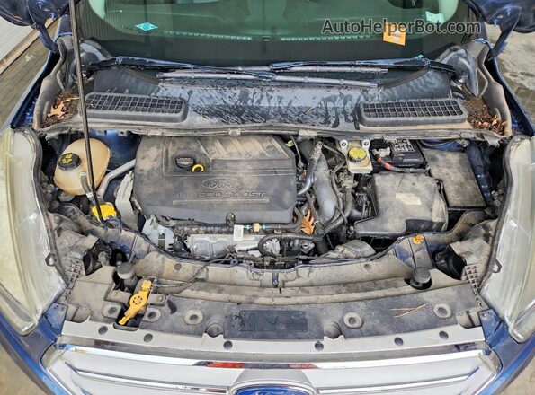 1FMCU9GD3JUA87736 2018 FORD ESCAPE Blue Vista interior trasera