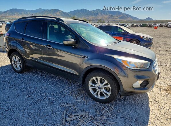 1FMCU9GD3JUA99479 2018 FORD ESCAPE Серый Передняя правая четверть
