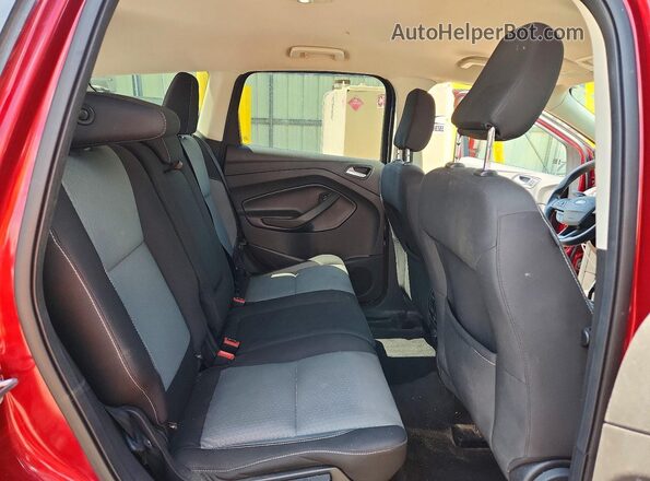 1FMCU9GD3JUC43967 2018 FORD ESCAPE Red Rear seats view