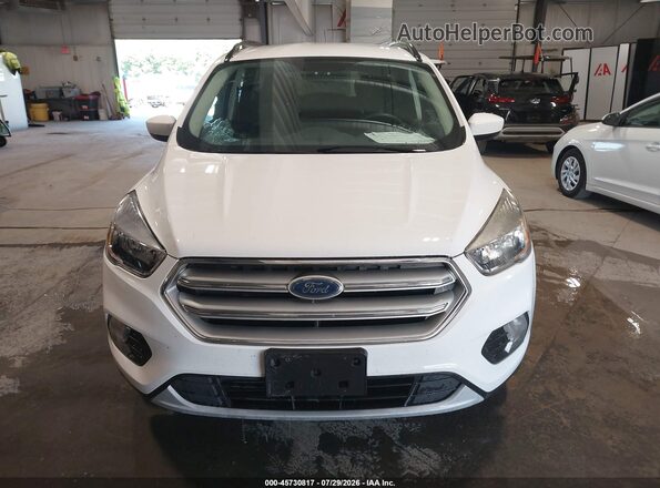 1FMCU9GD3JUD08736 2018 FORD ESCAPE White Սալոնի հետևի տեսք