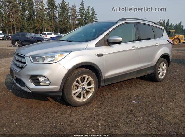 1FMCU9GD3JUD31160 2018 FORD ESCAPE Silver Vista tres cuartos delantera izquierda