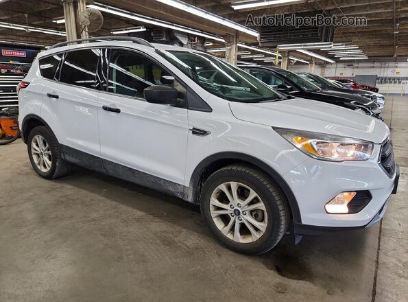 1FMCU9GD3JUD34740 2018 FORD ESCAPE White Front right