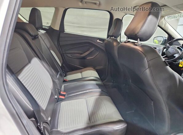 1FMCU9GD3JUD40117 2018 FORD ESCAPE White Հետևի նստատեղերի տեսք