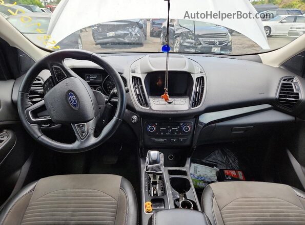 1FMCU9GD3KUA07532 2019 FORD ESCAPE Серебряный Вид панели приборов