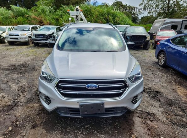 1FMCU9GD3KUA07532 2019 FORD ESCAPE Серебряный Вид спереди