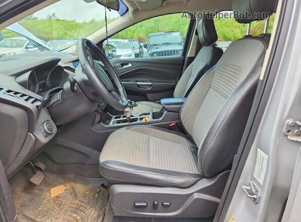 1FMCU9GD3KUA07532 2019 FORD ESCAPE Серебряный Вид салона спереди