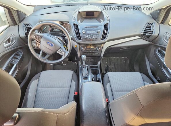 1FMCU9GD4HUA39530 2017 FORD ESCAPE Белый Вид панели приборов