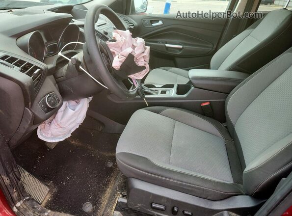 1FMCU9GD4HUB25789 2017 FORD ESCAPE Красный Вид салона спереди