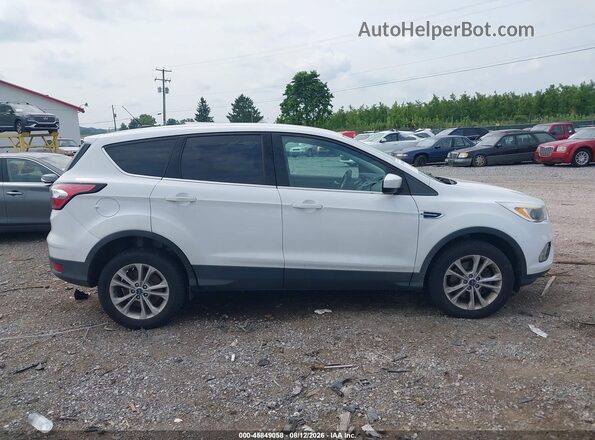 1FMCU9GD4HUD85870 2017 FORD ESCAPE Белый Вид задней части салона