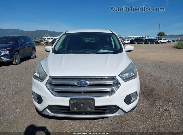 1FMCU9GD4HUE18527 2017 FORD ESCAPE White Widok wnętrza 360 stopni