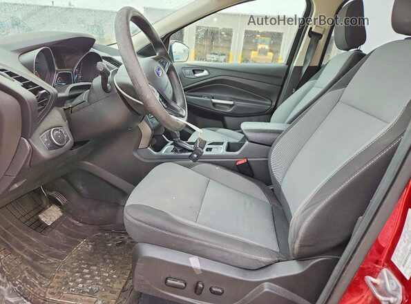 1FMCU9GD4JUB25751 2018 FORD ESCAPE Красный Вид салона спереди