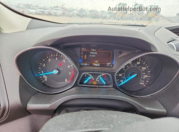 1FMCU9GD4JUB25751 2018 FORD ESCAPE Красный Вид щитка приборов