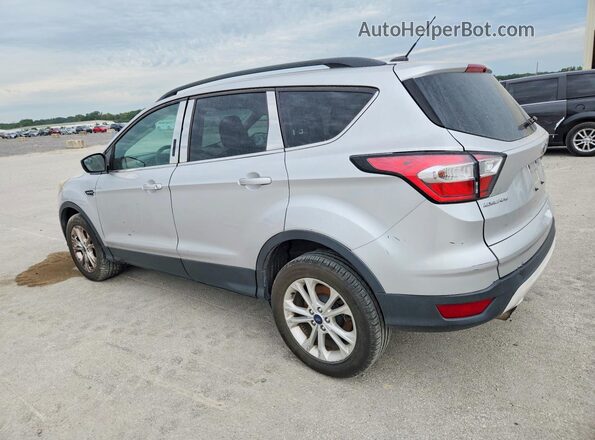 1FMCU9GD4JUB36295 2018 FORD ESCAPE Silver Trasero izquierdo