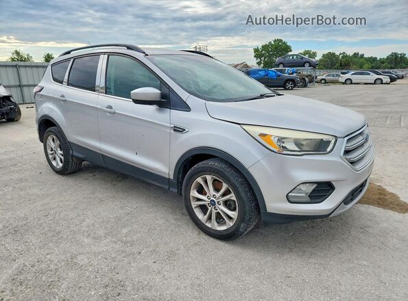 1FMCU9GD4JUB36295 2018 FORD ESCAPE Silver Delantero derecho