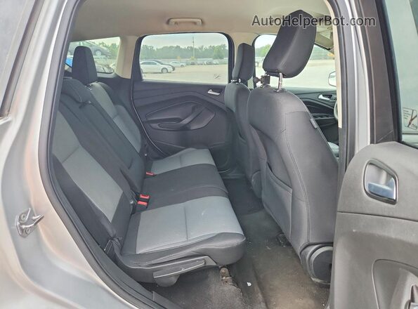 1FMCU9GD4JUB36295 2018 FORD ESCAPE Silver Vista interior trasera