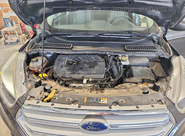1FMCU9GD4JUB43196 2018 FORD ESCAPE Gray Vista del compartimento del motor