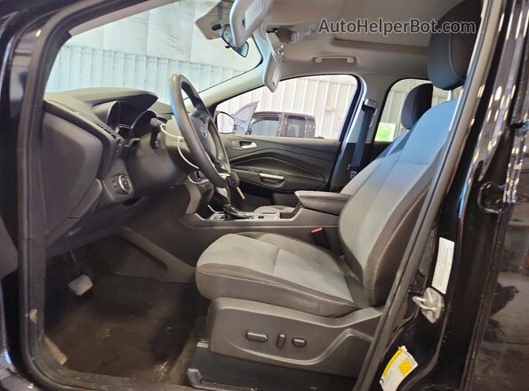 1FMCU9GD4JUC18236 2018 FORD ESCAPE Black Սալոնի դիմացի տեսք