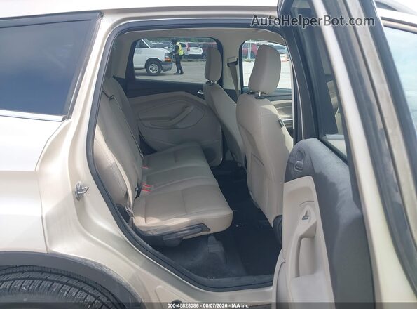1FMCU9GD4JUC59661 2018 FORD ESCAPE Beige VIN կոդի պիտակի տեսք