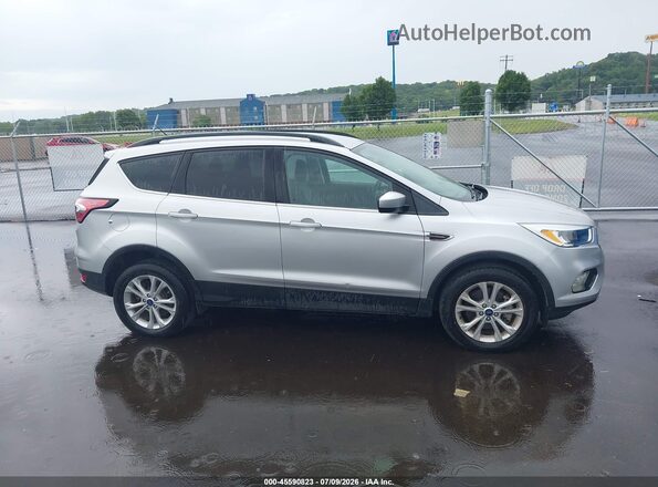 1FMCU9GD4JUD08597 2018 FORD ESCAPE Silver Vista interior trasera