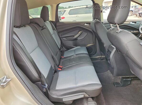 1FMCU9GD4JUD25416 2018 FORD ESCAPE Beige Rear interior view