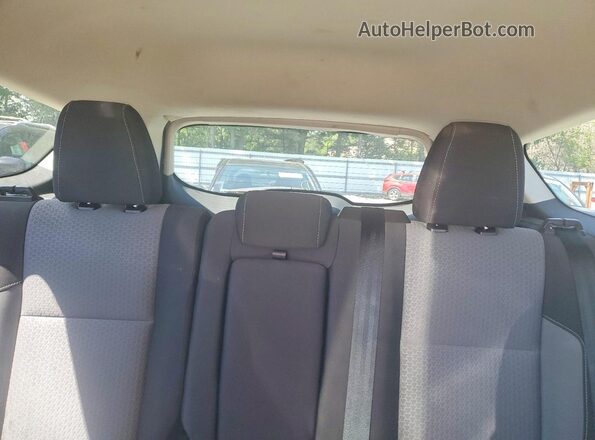 1FMCU9GD4KUB09633 2019 FORD ESCAPE Orange Vista de los asientos traseros