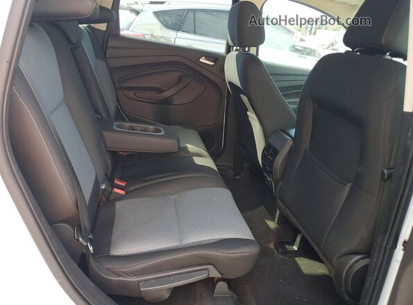 1FMCU9GD5HUA35129 2017 FORD ESCAPE White Rear interior view