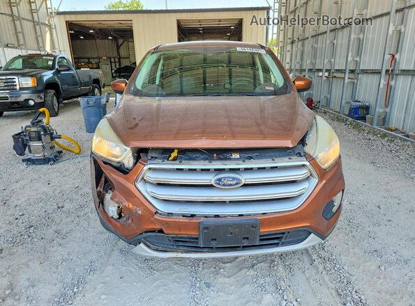 1FMCU9GD5HUA68499 2017 FORD ESCAPE Brown Vista frontal