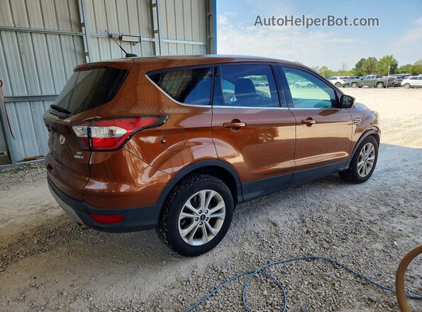 1FMCU9GD5HUA68499 2017 FORD ESCAPE Brown Trasero derecho