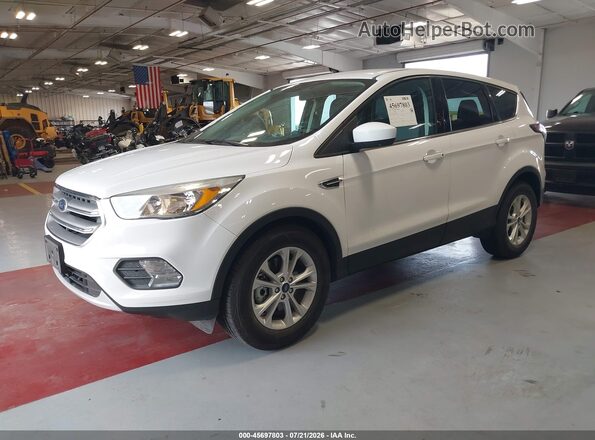 1FMCU9GD5HUB08726 2017 FORD ESCAPE White Vista tres cuartos delantera izquierda