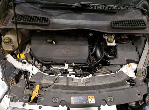 1FMCU9GD5HUB80686 2017 FORD ESCAPE White ძრავის განყოფილების ხედი