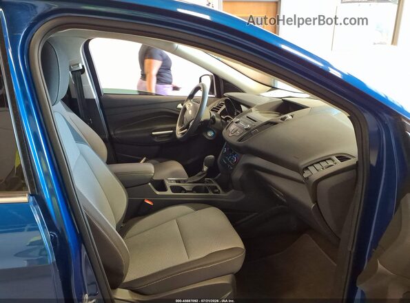 1FMCU9GD5HUE18553 2017 FORD ESCAPE Blue Սալոնի դիմացի տեսք