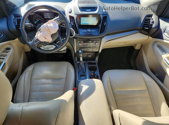 1FMCU9GD5HUE43677 2017 FORD ESCAPE White Widok deski rozdzielczej