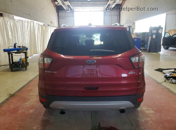 1FMCU9GD5JUA01729 2018 FORD ESCAPE Burgundy უკანა ხედი