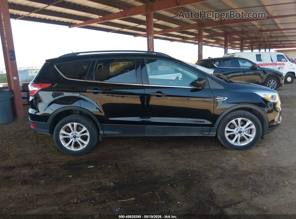 1FMCU9GD5JUB26276 2018 FORD ESCAPE Black უკანა სალონის ხედი